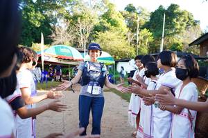 BIB: 191
                            <button type="button" onclick="openModal(18981051)" class="btn btn-primary btn-sm float-right btn-popup" data-toggle="modal" data-target=".modal-high-quality">
                        <i class="fas fa-shopping-cart"></i> Add to Cart
                    </button>
                                            <button type="button" onclick="isThisMe(18981051, true)" class="btn btn-success btn-sm float-right btn-popup btn-isme hidden" data-toggle="tooltip" data-placement="bottom" title="นี่คือรูปของคุณใช่ไหม คลิกที่นี่เพื่อเอาเข้าอัลบั้ม">
                        <i class="fas fa-plus"></i> Add to album
                    </button>
                    <button type="button" onclick="isThisMe(18981051, false)" class="btn btn-warning btn-sm float-right btn-popup btn-isnotme hidden">
                        <i class="fas fa-ban"></i> Remove from album
                    </button>